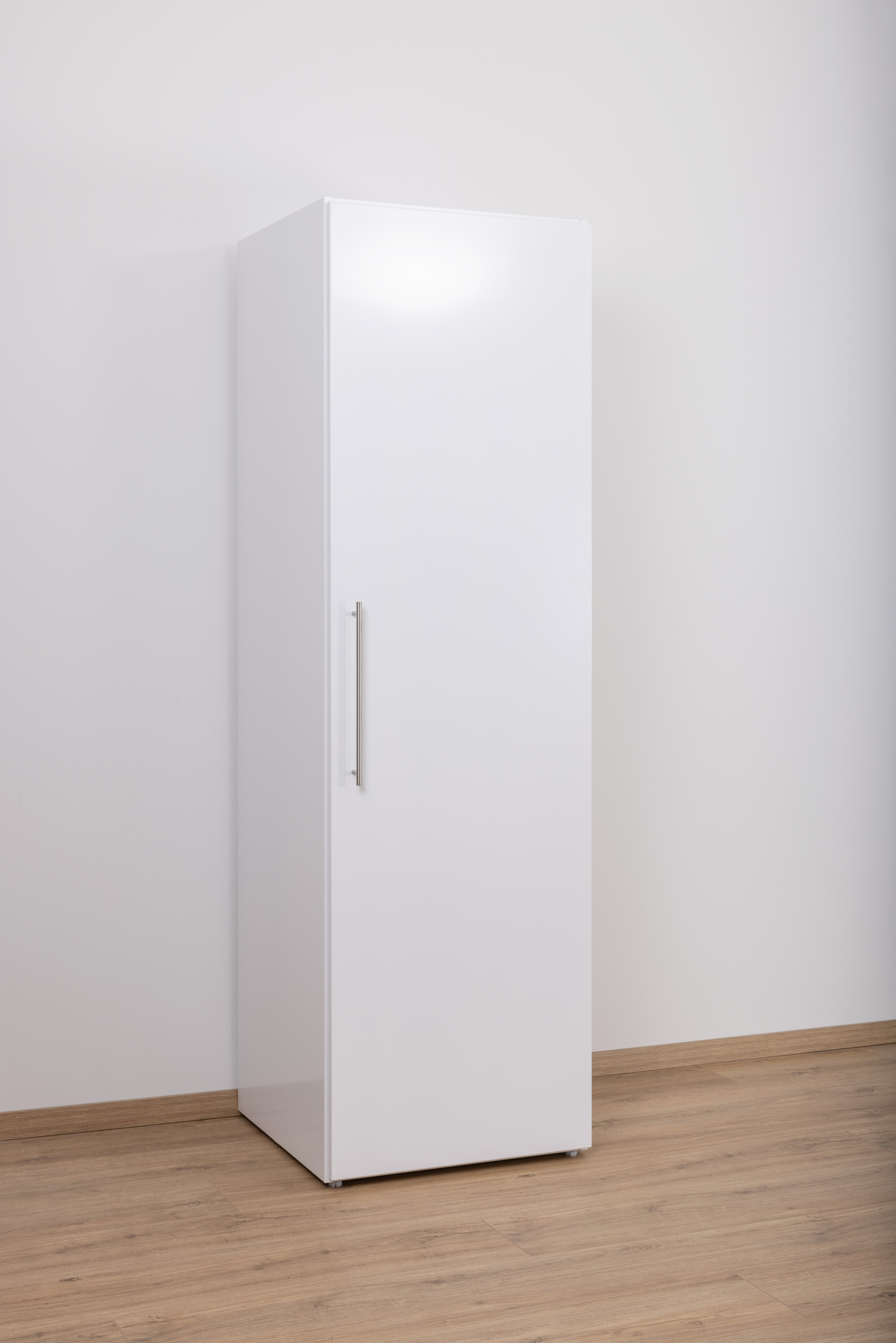 Hochschrank-SchrNg-geschlossen-Wei Hochschrank HOPLS 60 für Miniküchen & Schrankküchen
